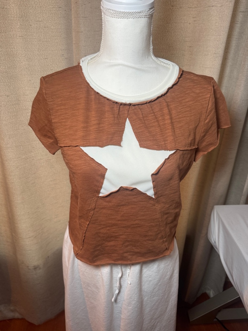 SHEIN Brown Short Sleeve Top with White Star Patch
